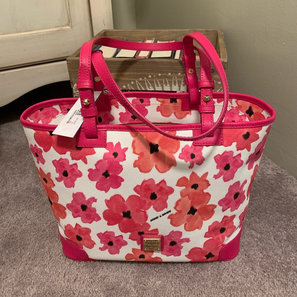Dooney & Bourke Tote